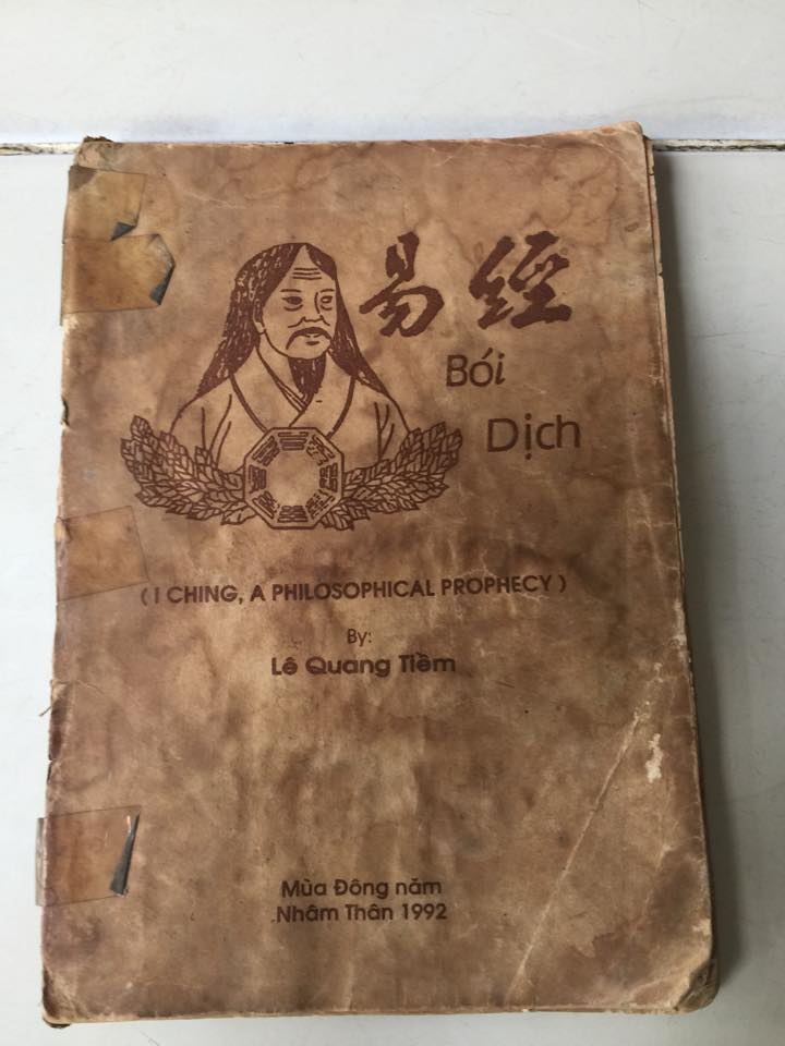 Bói Dịch (Gieo quẻ hỏi việc) – Lê Quang Tiềm